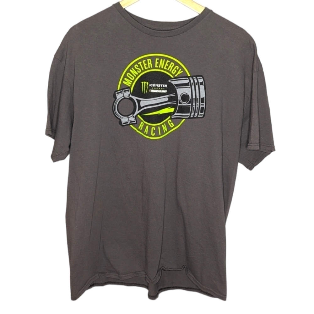 Y2K Nascar Monster Energy Racing Graphic Piston Tshirt Size XL